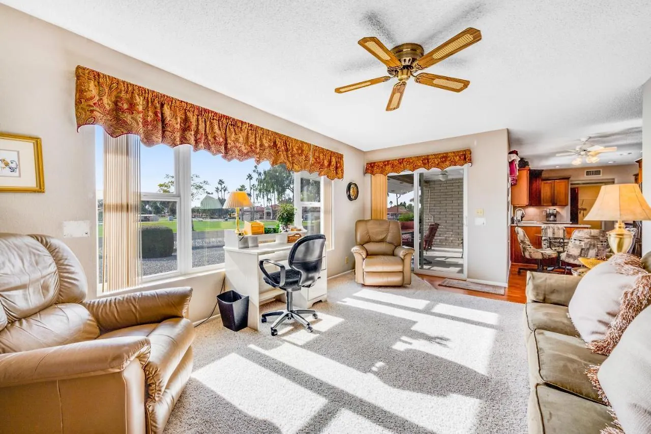 Holiday home Sunshine Oasis Villa Mesa United States
