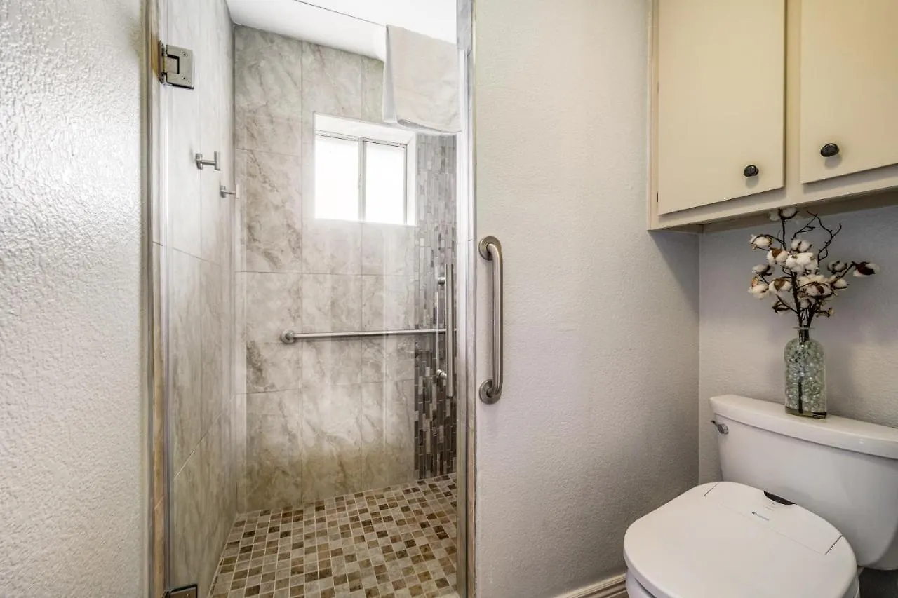 Sunshine Oasis Villa Mesa Holiday home