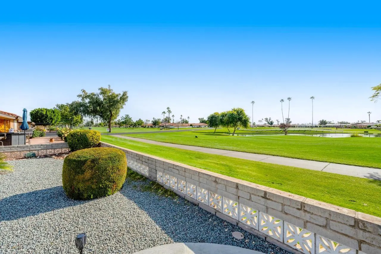 Holiday home Sunshine Oasis Villa Mesa United States